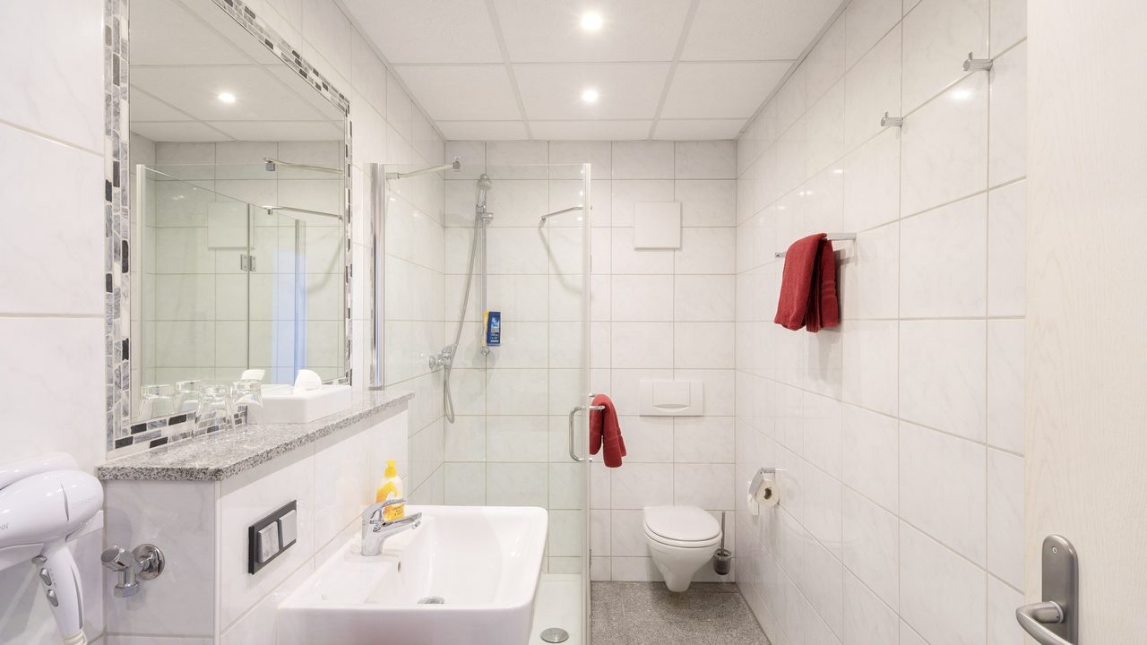 Badezimmer im Appartement – Hotel Engelhorn Leimen